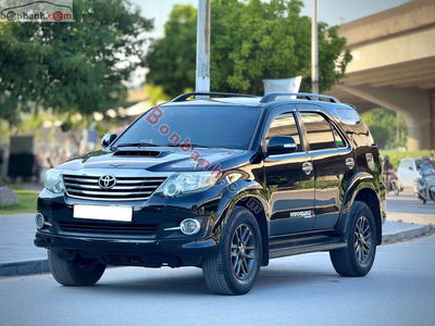 Xe Toyota Fortuner 2.5G 2016