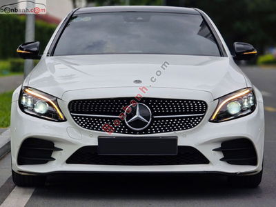 Xe Mercedes Benz C class C300 AMG 2021