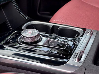 Kia Carnival 2.2D Signature 2022 Xanh