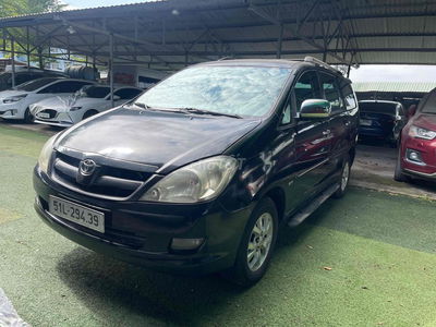 Toyota Innova 2006 G - 123456 km