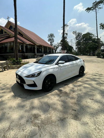 MG MG5 2022 STD - 32000 km