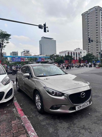 cần bán m3 2018 Facelift 1.5 giá tốt