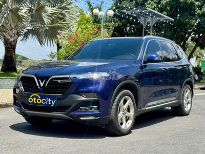 VinFast Lux SA Plus 2019 - Màu xanh - 6vkm