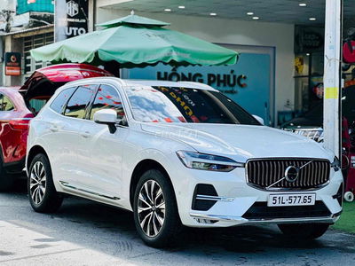 Volvo XC60 2024 ULTRA B6 AWD - 12700 km
