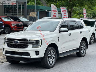 Xe Ford Everest Titanium 2.0L 4x2 AT 2022