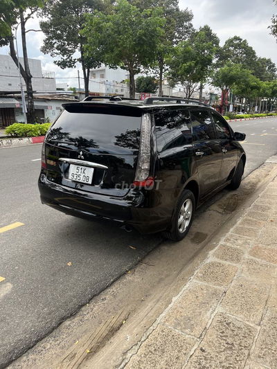 Mitsubishi Grandis 2006 2.4 AT - 152052 km