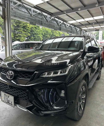 (Xe Hãng) Toyota Fortuner 2022 Legender 2.4 AT