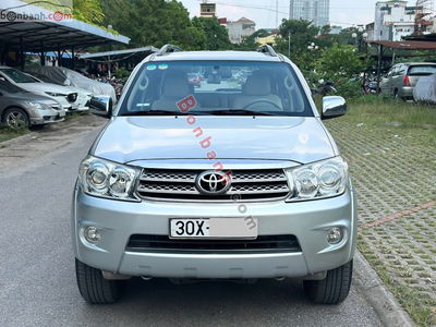 Xe Toyota Fortuner 2.7V 4x4 AT 2010
