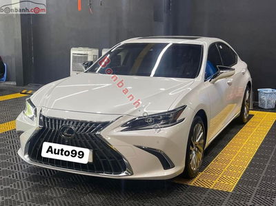 Xe Lexus ES 250 2022