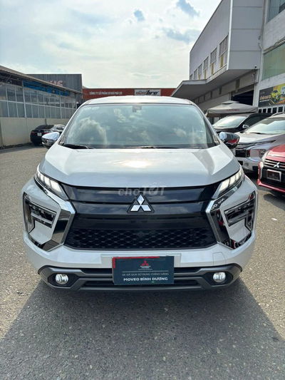 Mitsubishi Xpander Premium 2023 màu trắng
