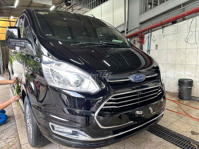 Ford Tourneo Limousine 2019, bảo hành 2026 vay 75%
