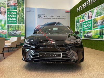 Xe Toyota Camry 2.5 HEV Top 2025