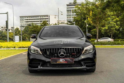 C300_AMG model 2020 màu đen siêu ngầu siêu đẹp
