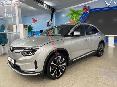 Xe VinFast VF8 Plus AWD 2025