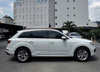 Audi Q7 Quattro 45 TFSI đăng ký 2023