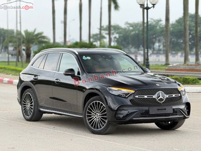 Xe Mercedes Benz GLC 300 4Matic 2023