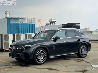 Xe Mercedes Benz GLC 300 4Matic 2023