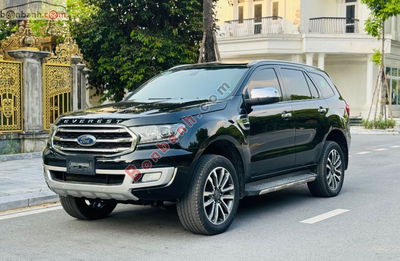 Xe Ford Everest Titanium 2.0L 4x2 AT 2020