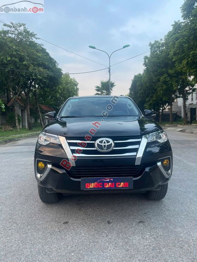 Xe Toyota Fortuner 2.7V 4x2 AT 2017