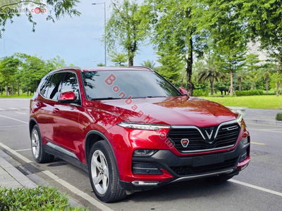 Xe VinFast Lux SA 2.0 Plus 2.0 AT 2020