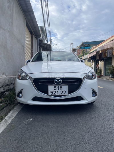 Tôi cần bán Mazda 2017 ở quận 9 củ