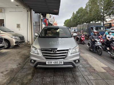 Toyota Innova 2014 2.0G - 96000 km