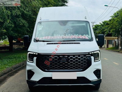 Xe Ford Transit Limousine 10S 2024