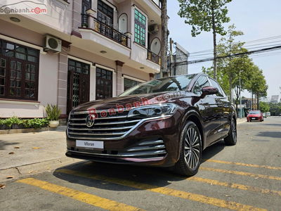 Xe Volkswagen Viloran Luxury 2025