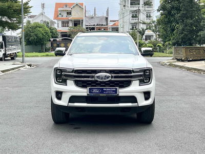 Everest Titanium 2022 4x4 - 30.000km - hỗ trợ góp%