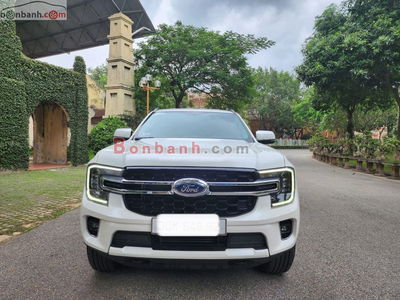 Xe Ford Everest Ambiente 2.0L 4x2 AT 2025
