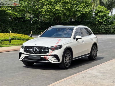 Xe Mercedes Benz GLC 300 4Matic 2024