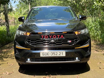 Toyota Innova Cross 2023 Xăng - 2600 km