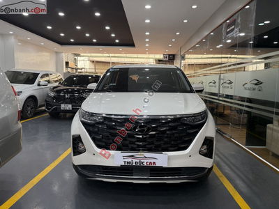 Xe Hyundai Custin Tiêu Chuẩn 1.5T 2023
