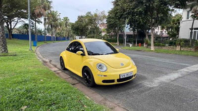 BÁN XE VOLKSWAGEN NEW BEETLE – MÀU VÀNG NỔI