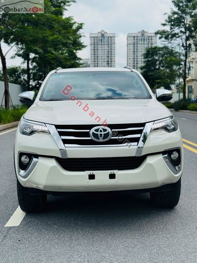 Xe Toyota Fortuner 2.8V 4x4 AT 2019