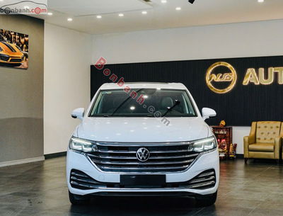 Xe Volkswagen Viloran Luxury 2024