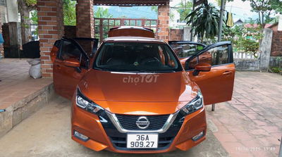 Nissan Almera Turbo 2023 màu cam số tự động
