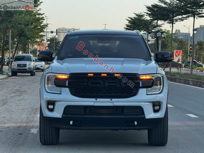 Xe Ford Everest Titanium 2.0L 4x2 AT 2022