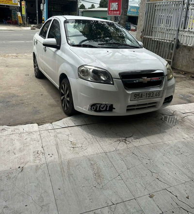 Bán xe 5 chỗ Gentra, đời 2008