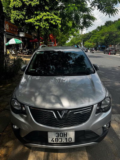 Ô tô VinFast Fadil 2021 màu bạc, 35.000 km
