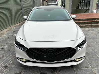 Mazda 3 2023 1.5L Sport Luxury - 50000 km
