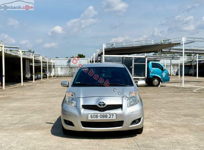 Xe Toyota Yaris 1.3 AT 2010