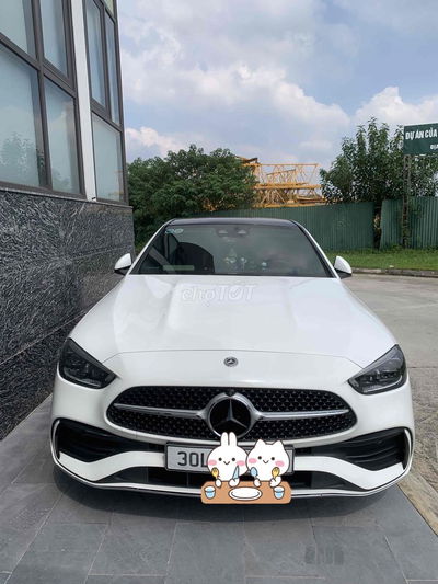 Mercedes Benz C 300AMG lăn bánh ***0 km