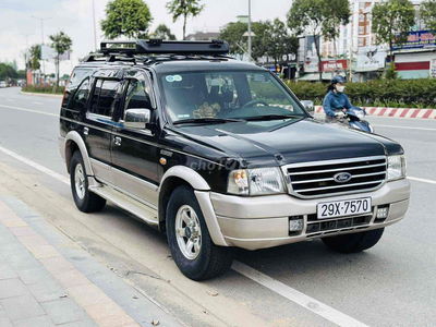 Ford Everest 2005 xăng MT