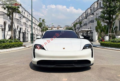 Xe Porsche Taycan Base 2021