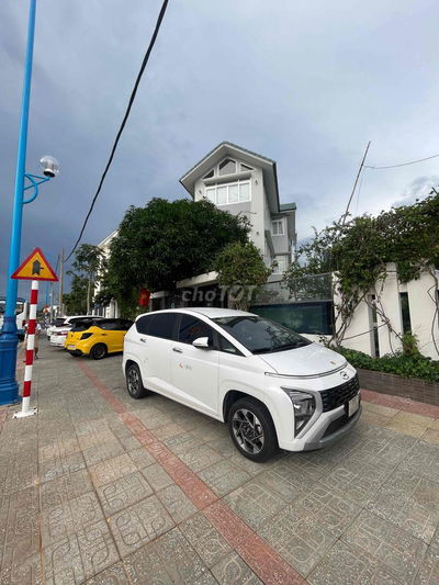 Hyundai Stargazer 2024 Tiêu chuẩn 1.5 AT - 20000 k