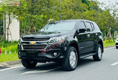 Xe Chevrolet Trailblazer LT 2.5L 4x2 MT 2018