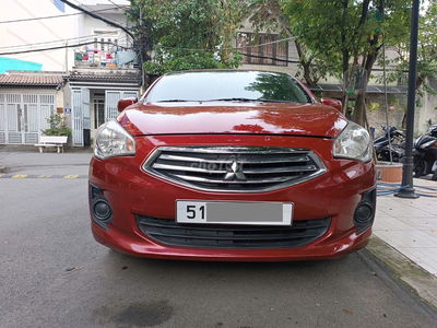 Cần bán Attrage 2020 số sàn, màu đỏ