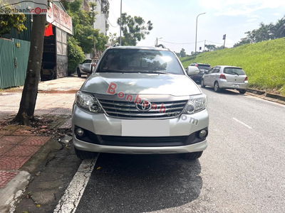 Xe Toyota Fortuner 2.5G 2012