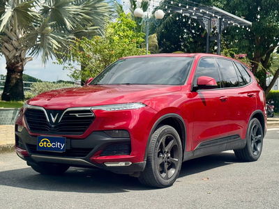 VinFast Lux SA Base 2020 - Màu đỏ - 5v9km